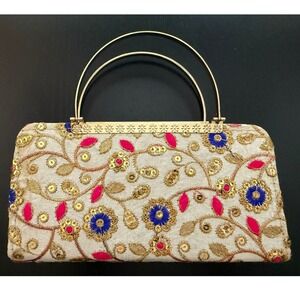 Sequined Embroidered Mini Wallet Clutch Purse Womens OS Gold Hardware w/ Zipper‎